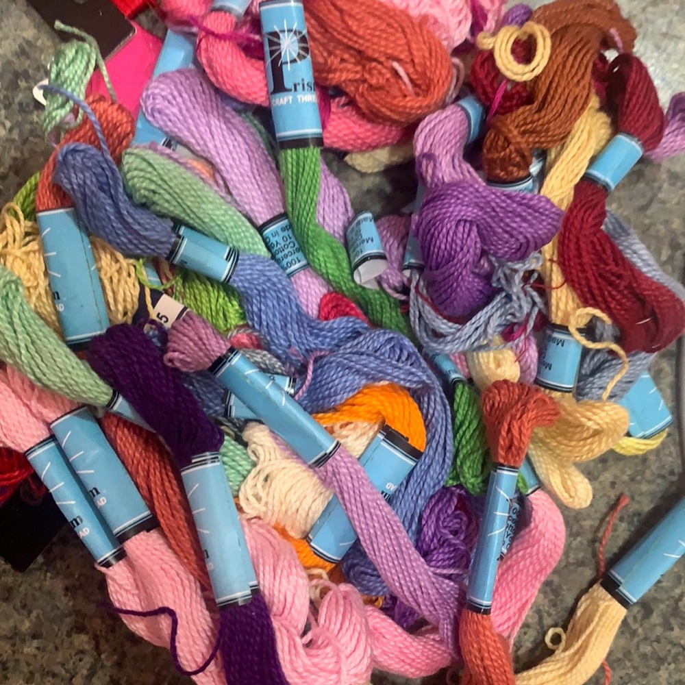 CUSTOM FRIENDSHIP BRACELETS, RUBBER BAND BRACELET